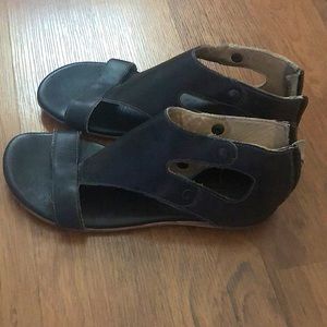 Bed stu Soto rustic sandal